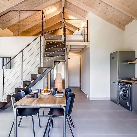 Hotel One-bedroom With Attic Sea View
