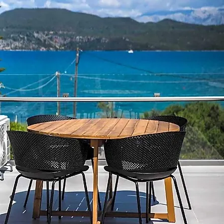 One-bedroom With Attic Sea View 3* Lefkáda